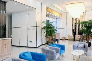 Starway Hotel Anshun Huangguoshu Street Anshun College