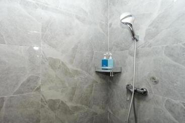 Starway Hotel Bozhou Chunyu Motor City