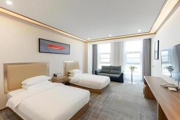 Starway Hotel Chifeng Wanda Plaza