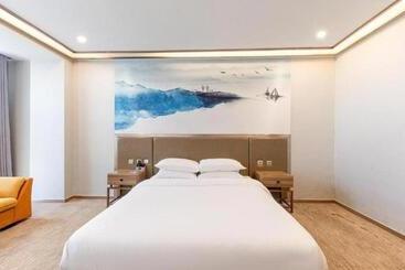 Starway Hotel Chifeng Wanda Plaza