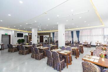 Starway Hotel Linyi University