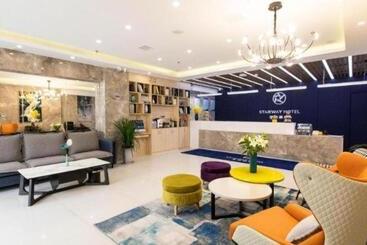Starway Hotel Linyi University