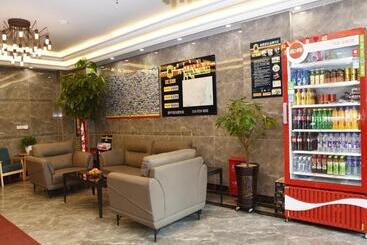 Super 8 Hotel Urumqi West Wuyi Road
