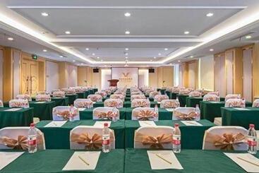 Venus International Hotel Heilongjiang Qiqihar Longhua Road Middle Ring Dashan New Market