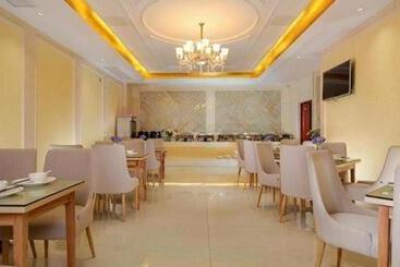 Vienna Hotel Sichuan Yibin High Speed Railway Station