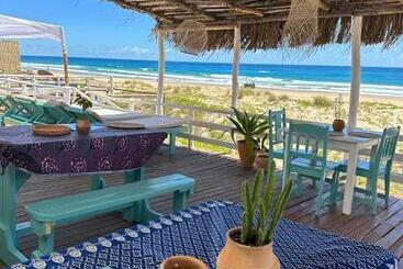 Lehani Beach Hostel