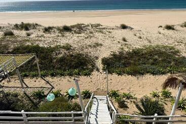 Lehani Beach Hostel
