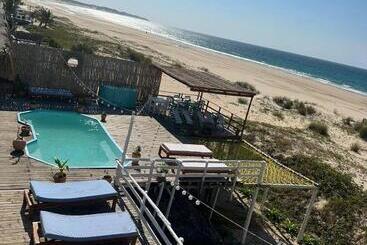 Lehani Beach Hostel