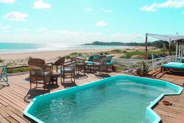 Lehani Beach Hostel