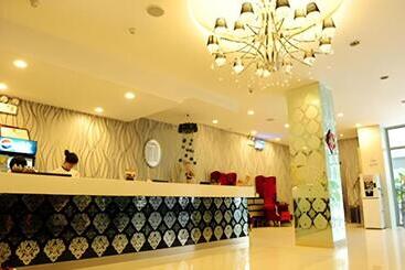 City 118 Hotel Qingdao Licang Pedestrian Street
