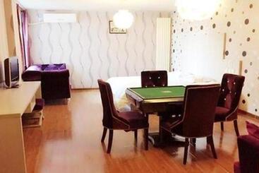 City 118 Hotel Qingdao Licang Pedestrian Street