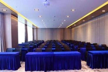 Echarm Hotel Changsha Window Of The World Broadcasting And Exhibition Center