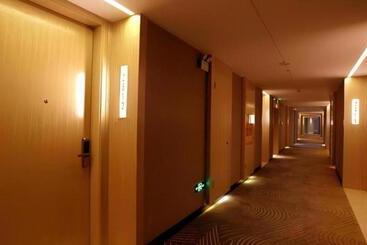 Echarm Hotel Changsha Window Of The World Broadcasting And Exhibition Center