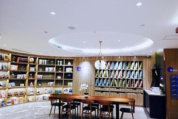 Hanting Premium Hotel Youjia Xianyang Qindu Wanda Plaza