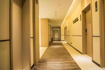 هتل City Comfort Inn Fuyang Hongqi Middle School Erlijing Night Market