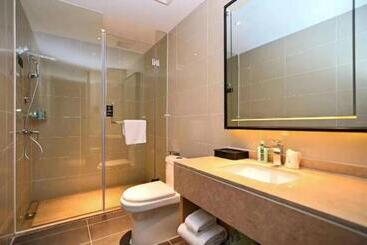 هتل City Comfort Inn Kunming High Speed Railway South Station 7th Street Area