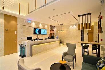 هتل City Comfort Inn Kunming High Speed Railway South Station 7th Street Area