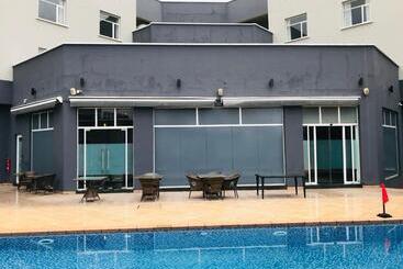 هتل Golden Tulip Ibadan