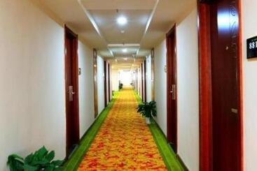 هتل Greentree Inn Jiujiang Railway Station Qianhongxiang