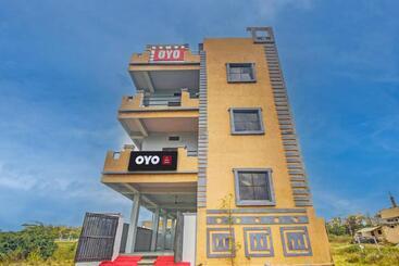 酒店 Oyo A1 Guest House