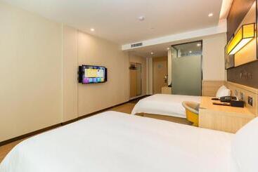 Iu Hotel Changsha Railway Station Branch