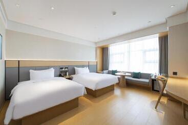 Ji Hotel Datong Wanda Plaza