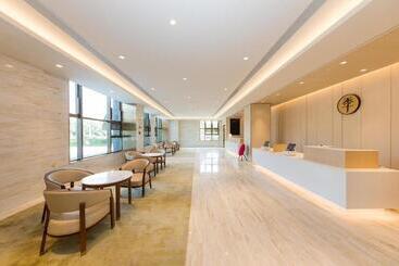 Ji Hotel Nanjing Ruanjian Avenue Metro Station