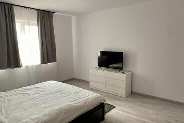 Deluxe Apartments & Studio With Many Facilities