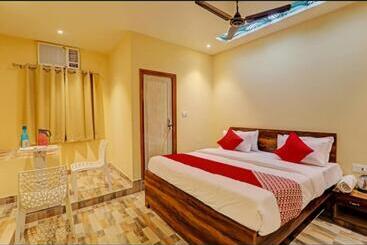 پانسیون Royal Regency Palace Vijay Chowk Gorakhpur
