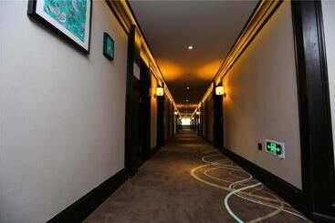 Xana Hotelle Zhengzhou Cbd Exhibition Center Cancer Hospital