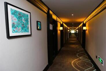 Xana Hotelle Zhengzhou Cbd Exhibition Center Cancer Hospital