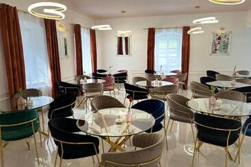Boutique Hotel Pošta Rl