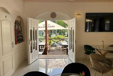 Boutique Hotel Pošta Rl