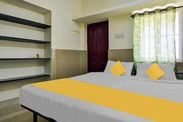 هتل Fabexpress Clover Castle   Nr Coimbatore International Airport