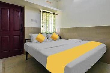 هتل Fabexpress Clover Castle   Nr Coimbatore International Airport