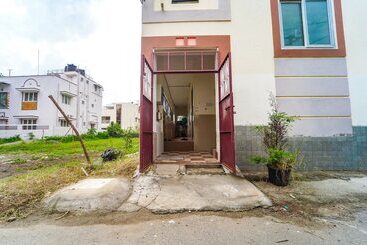 هتل Fabexpress Clover Castle   Nr Coimbatore International Airport