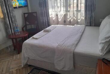 هتل Mbeya Starinn
