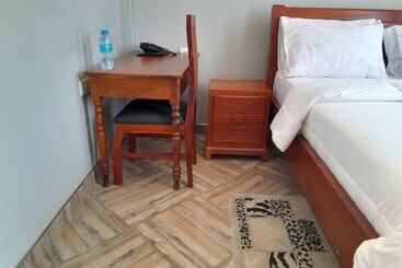 هتل Mbeya Starinn