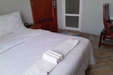 هتل Mbeya Starinn