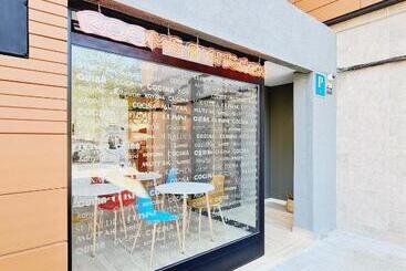 Pensión Bilbaos & Kitchen Santutxu