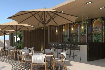 Uma Hotel And Residences