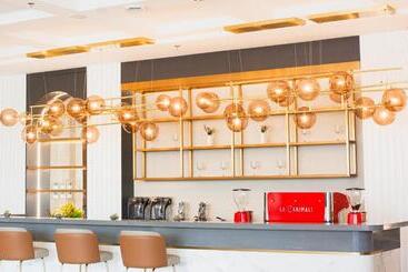 Uma Hotel And Residences