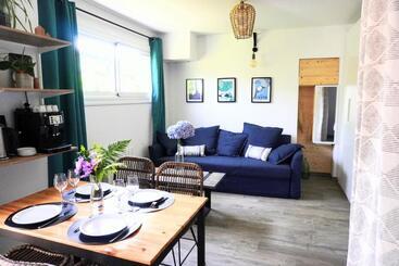 تختخواب و صبحانه La Quintita Biarritz   Studio Avec Jardin