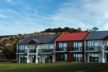 هتل Mariner Suites