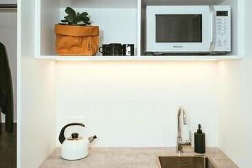 هتل Mariner Suites