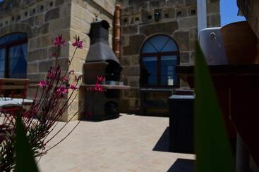 پانسیون Gozo Farmhouse