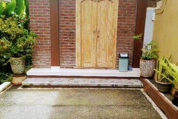 پانسیون Lavista Guesthouse