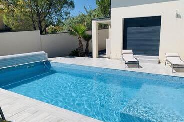 ペンション Les Nuits D Olympe   Suite & Spa Privatif