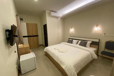 استراحتگاه Piumsuk Villa