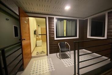 استراحتگاه Piumsuk Villa